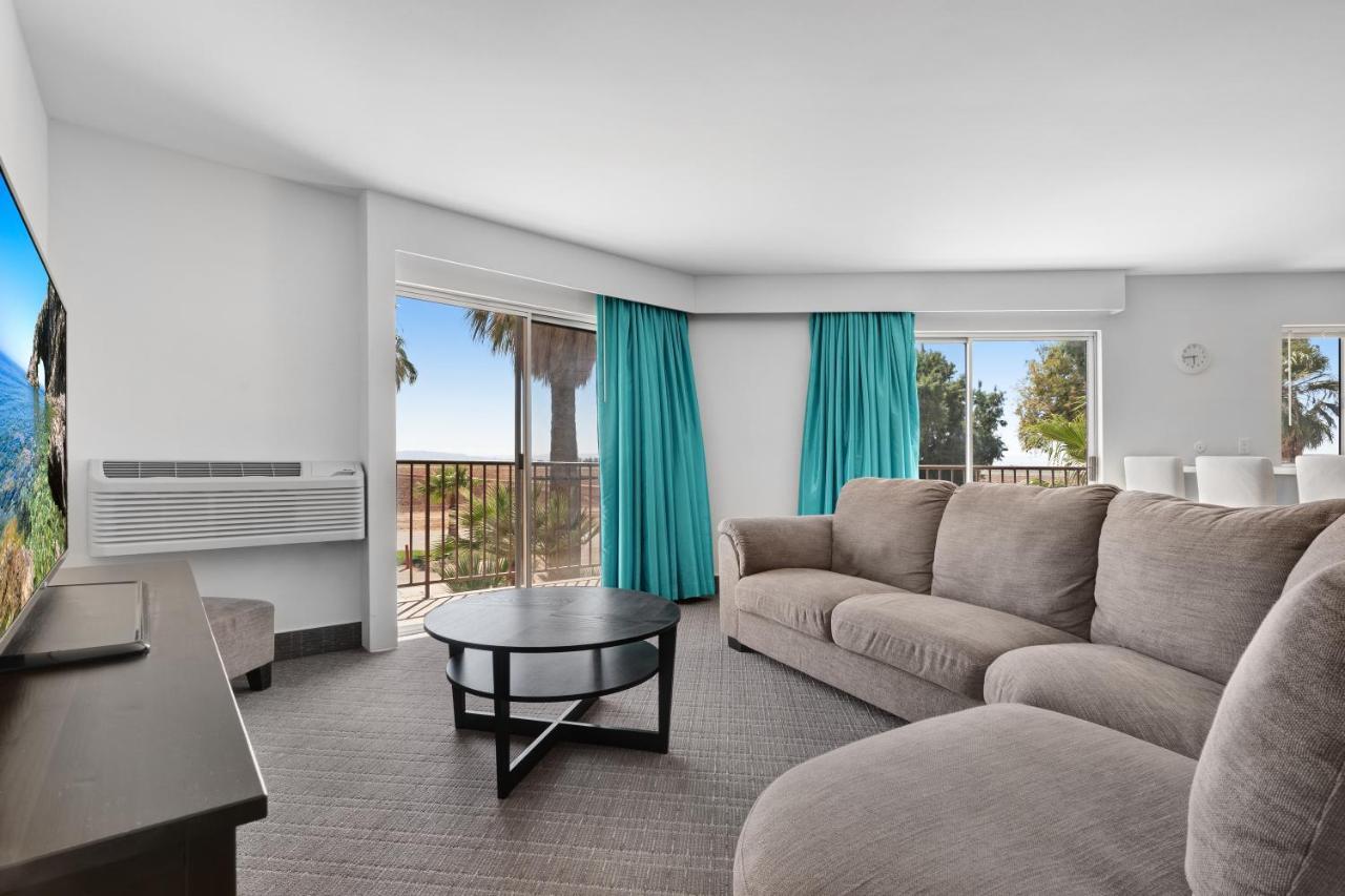 Ramada By Wyndham Holtville Exterior foto