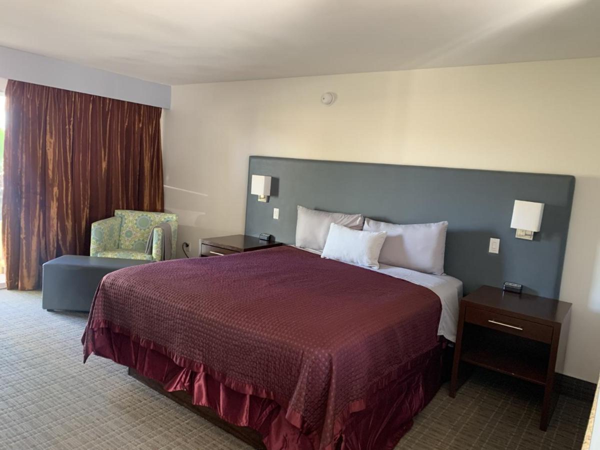 Ramada By Wyndham Holtville Exterior foto